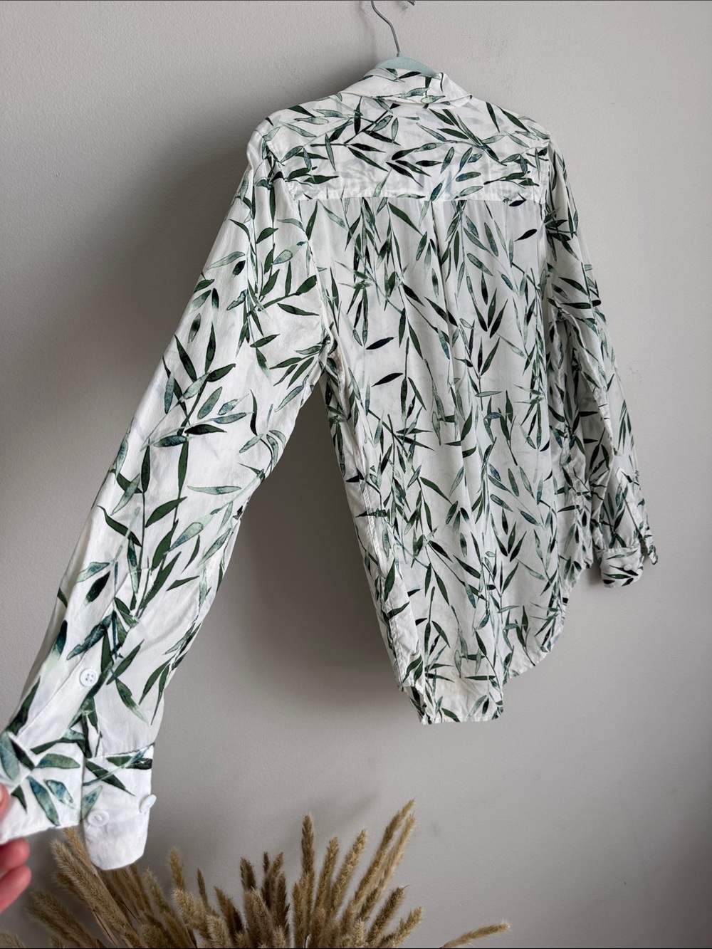 Equipment Femme 100% Silk Bamboo Leaf Print Button Front Blouse Medium White - Picture 12 of 13